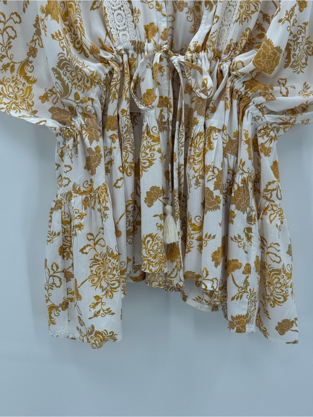 Chico’s Boho Floral Kimono Top Cream Gold Lace Trim Tie Waist Flowy Blouse Sz 2 - Picture 8 of 14